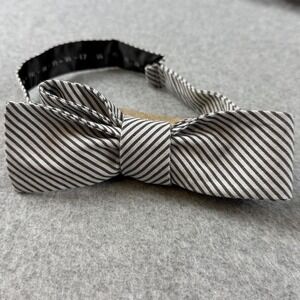 Onassis Skinny Bow Tie Gray White Striped Cotton Men's NWT Formal 14-18"